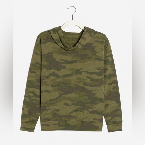 Lane Hardy Independent Trading Company Men's Size Large Camo Hoodie - Picture 2 of 2